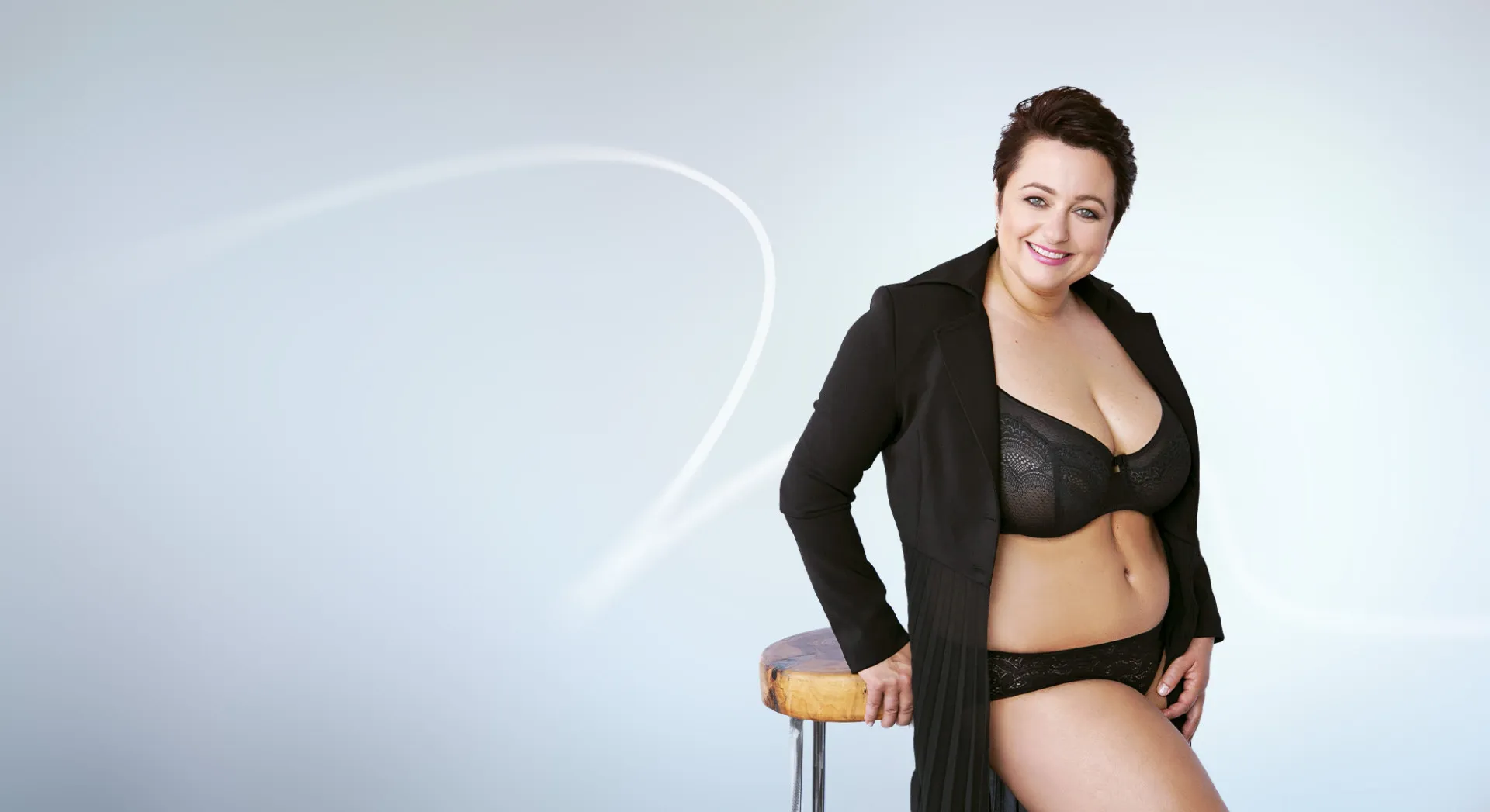Mrs. Renata 44 - Abdominal plastic surgery